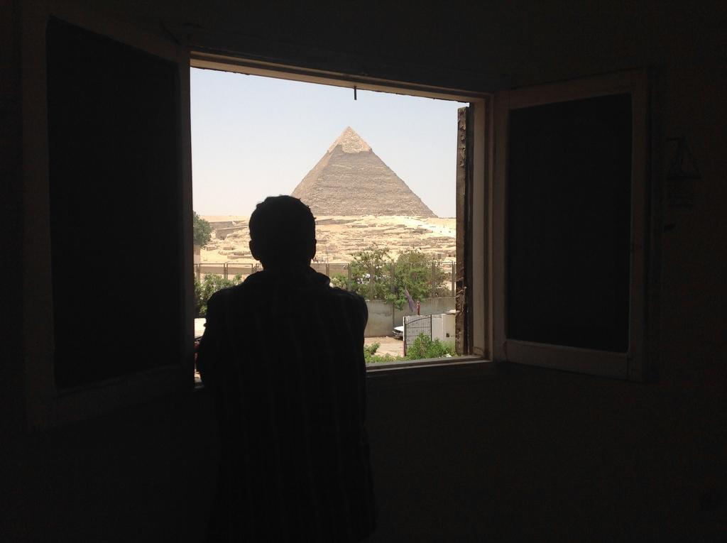 Pyramids Loft Homestay Kafret el-Gabal Værelse billede