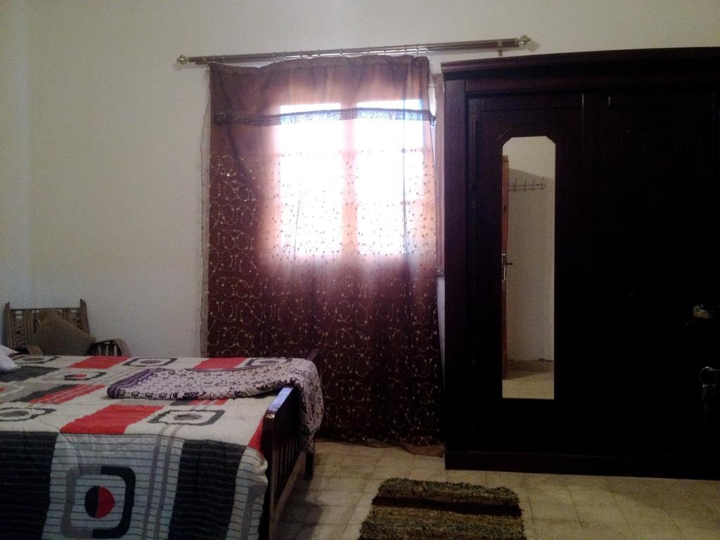 Pyramids Loft Homestay Kafret el-Gabal Værelse billede