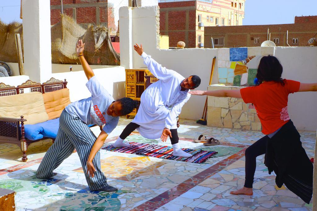 Pyramids Loft Homestay Kafret el-Gabal Eksteriør billede